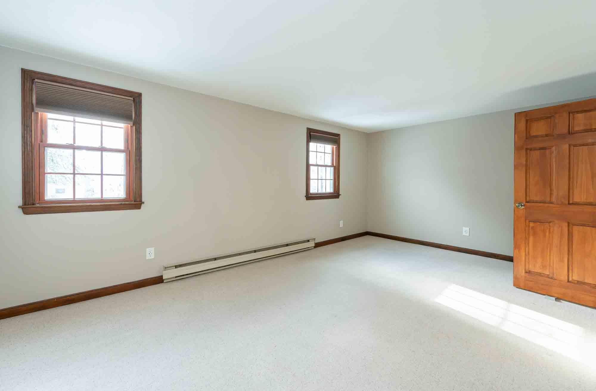 22 Olde Country Village Road Londonderry, NH 03053 - Photo 31 of 53