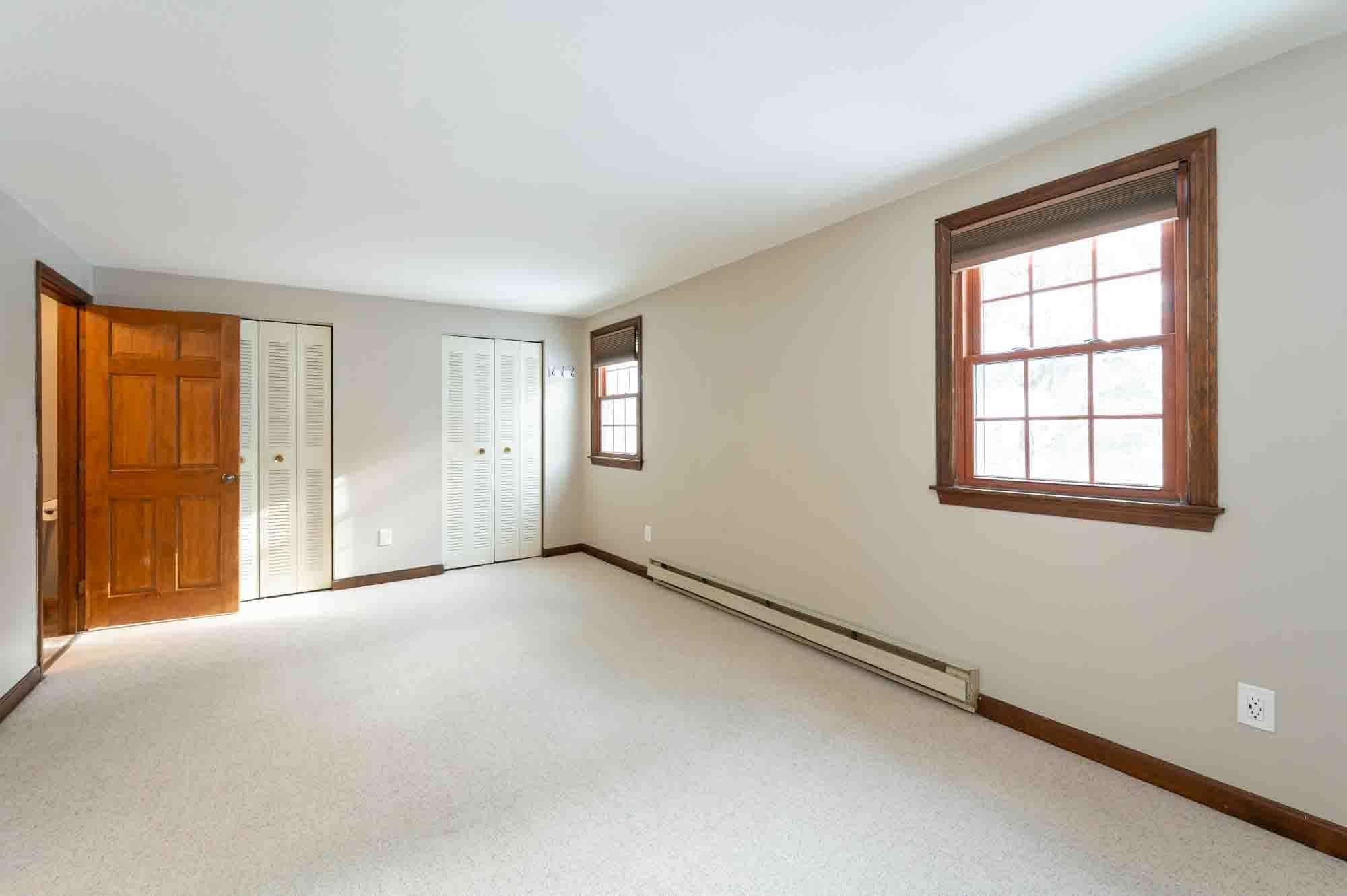 22 Olde Country Village Road Londonderry, NH 03053 - Photo 32 of 53