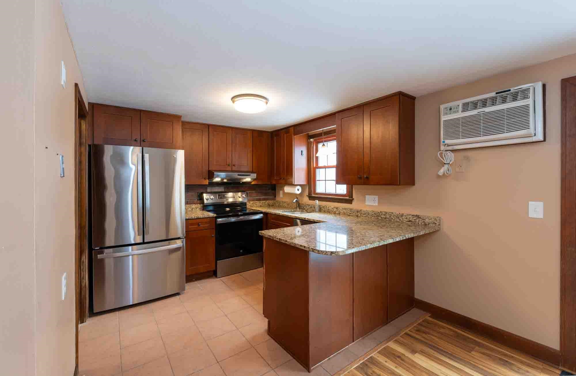 22 Olde Country Village Road Londonderry, NH 03053 - Photo 9 of 53