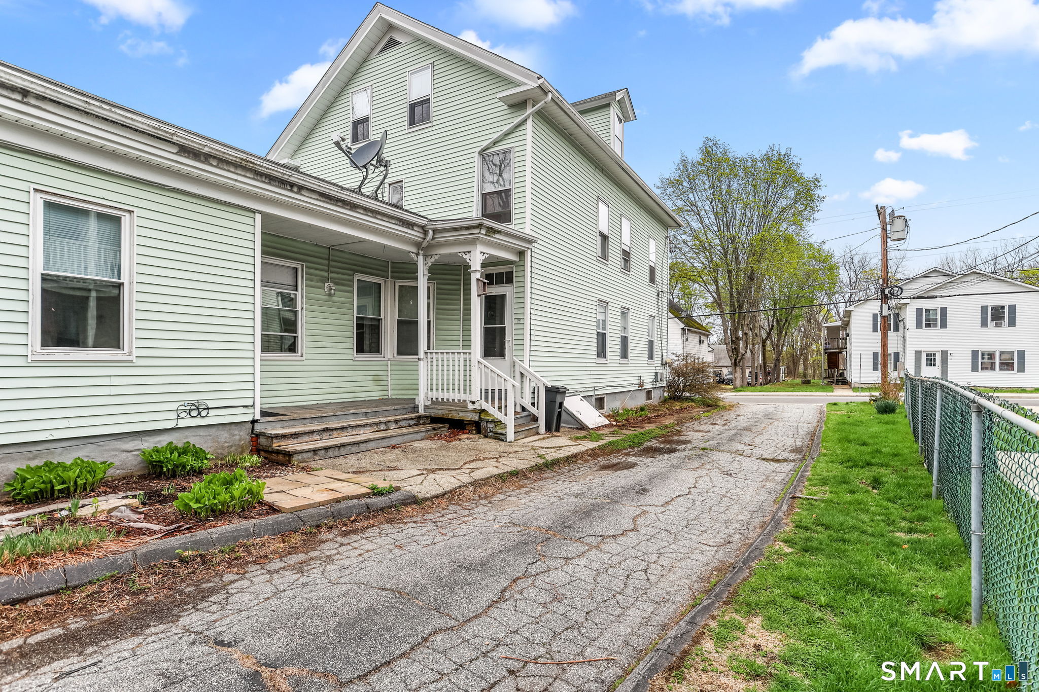 63 Reynolds Street Killingly, CT 06239 - Photo 4 of 18