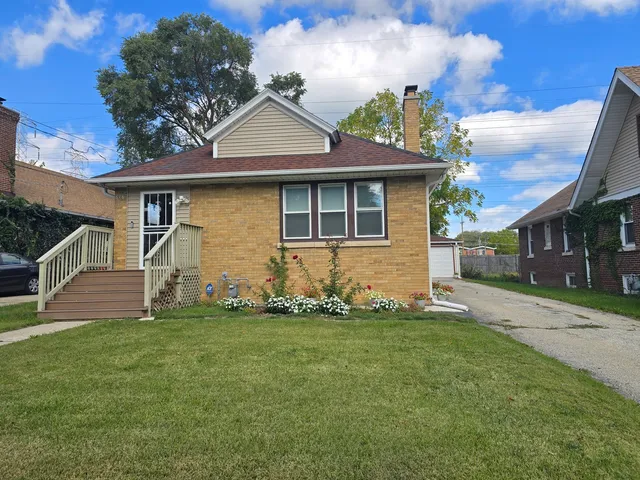 $254,900 | 616 West Keith Avenue, Waukegan, IL 60085