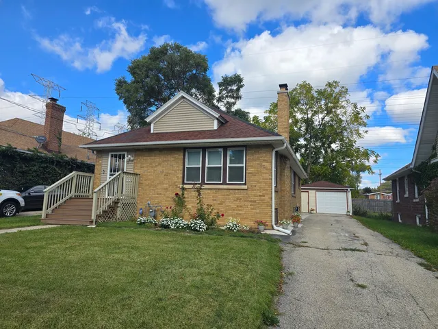 $250,000 | 616 West Keith Avenue, Waukegan, IL 60085