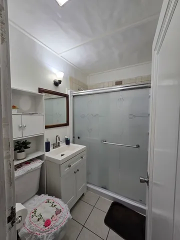 $254,900 | 616 West Keith Avenue, Waukegan, IL 60085