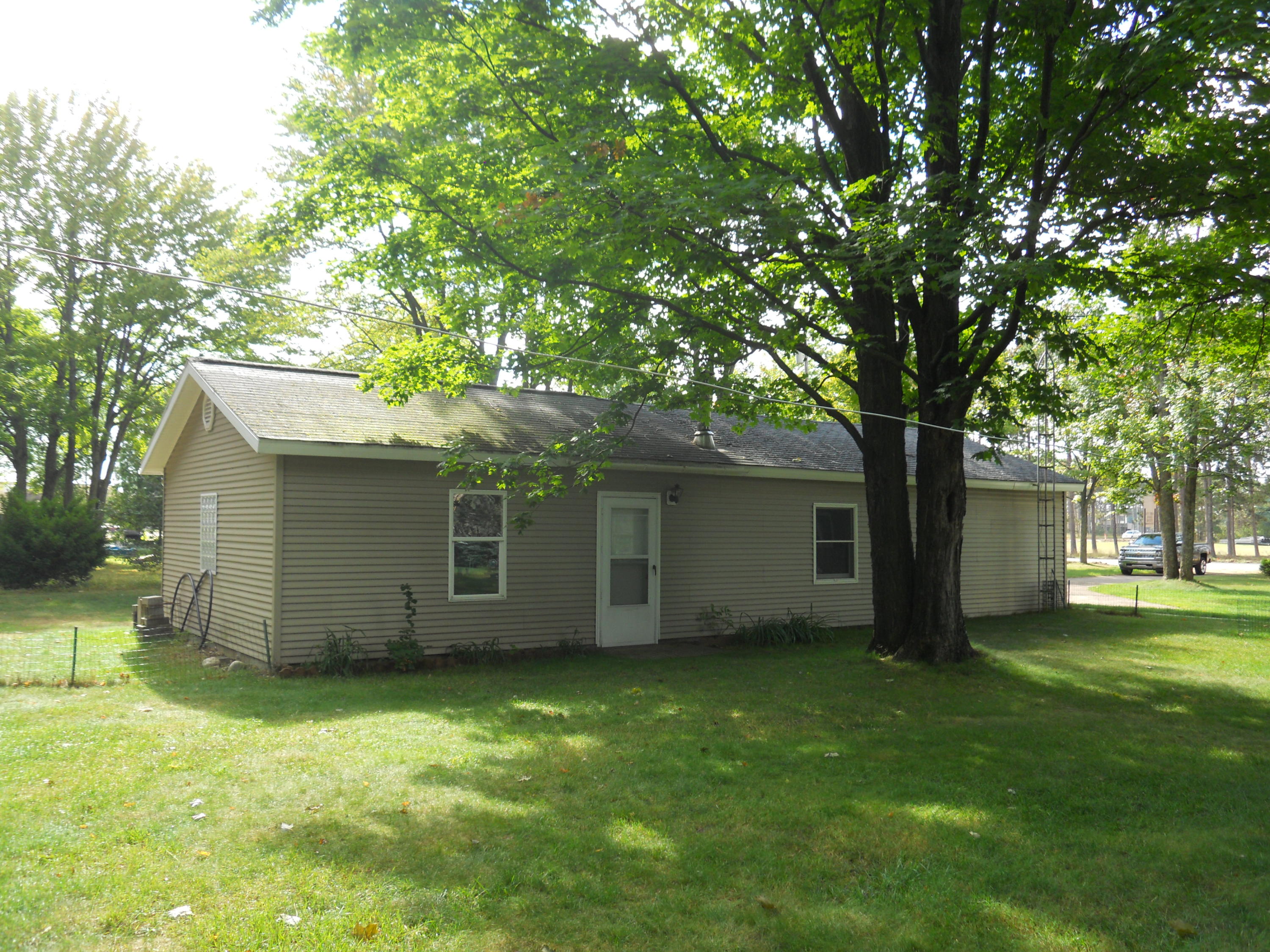 1050 Van Tyle Road Gaylord, MI 49735 - Photo 16 of 21 Gallery Image 16