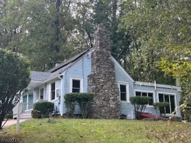 $399,900 | 368 Strotz Road, Asbury, NJ 08802