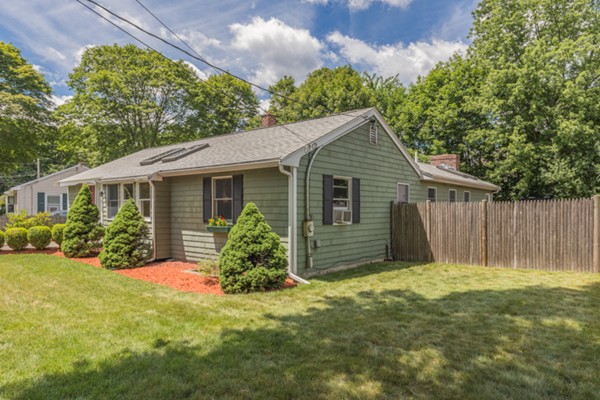 6 Boyd Road Woburn, MA 01801 - Photo 1 of 30 Gallery Image 1