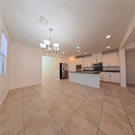 $2,570 | 7226 Summer Grove Avenue, Las Vegas, NV 89117