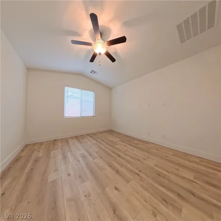 $2,570 | 7226 Summer Grove Avenue, Las Vegas, NV 89117
