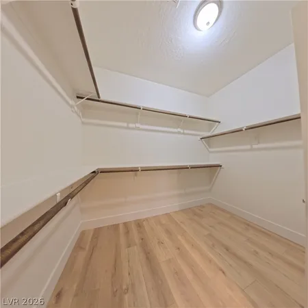 $2,570 | 7226 Summer Grove Avenue, Las Vegas, NV 89117