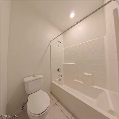 $2,570 | 7226 Summer Grove Avenue, Las Vegas, NV 89117