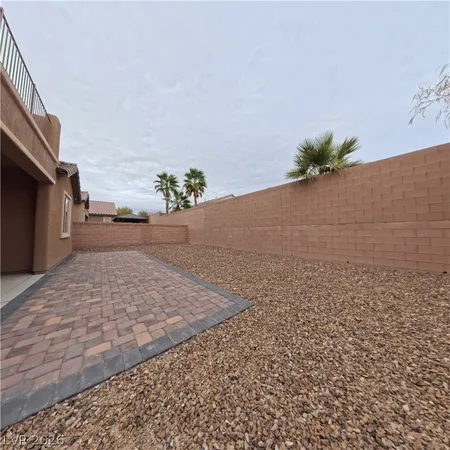 $2,570 | 7226 Summer Grove Avenue, Las Vegas, NV 89117