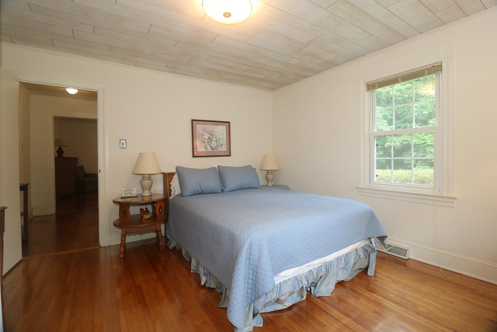 1613 Marshall Road Greenwood, SC 29646 - Photo 14 of 20 Gallery Image 14