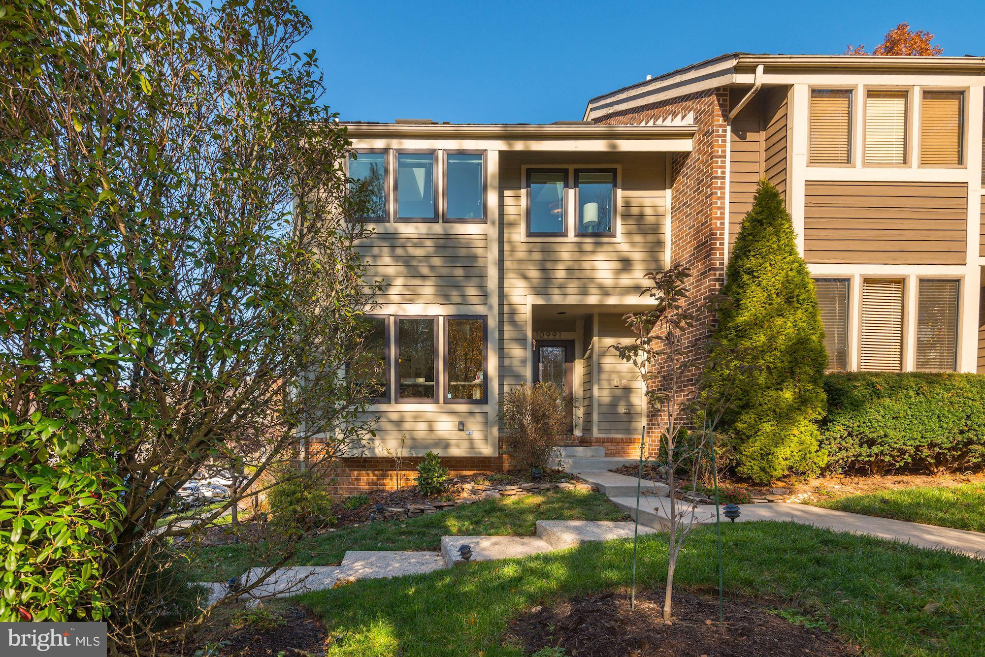 10991 Thrush Ridge Road Reston, VA 20191 - Photo 3 of 60