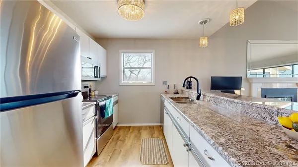 $279,000 | 2500 Bay Point Lane, Unit 741, Osage Beach, MO 65065