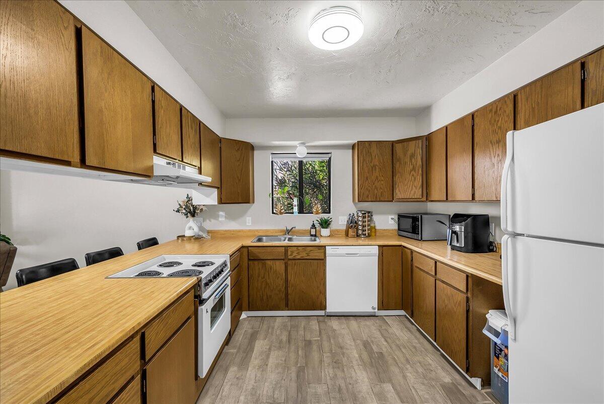 250 East 600 South, Unit 4 St. George, UT 84770 - Photo 6 of 27 19-H-19