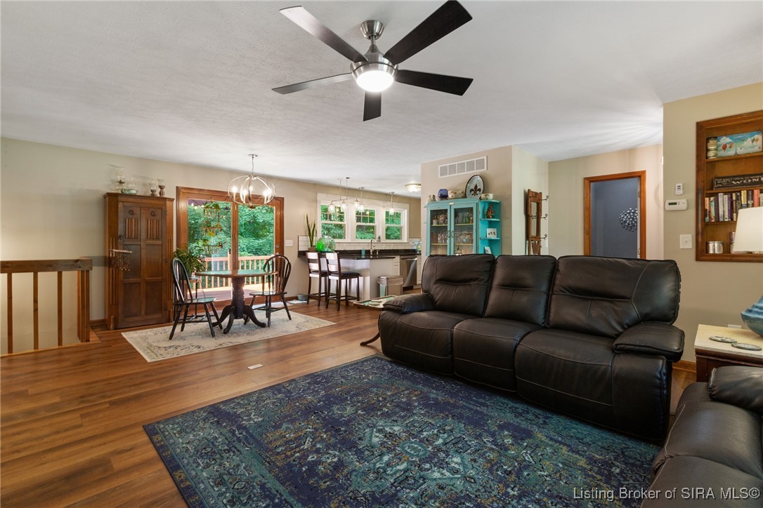 5177 Stiller Road Floyds Knobs, IN 47119 - Photo 11 of 40 Gallery Image 11