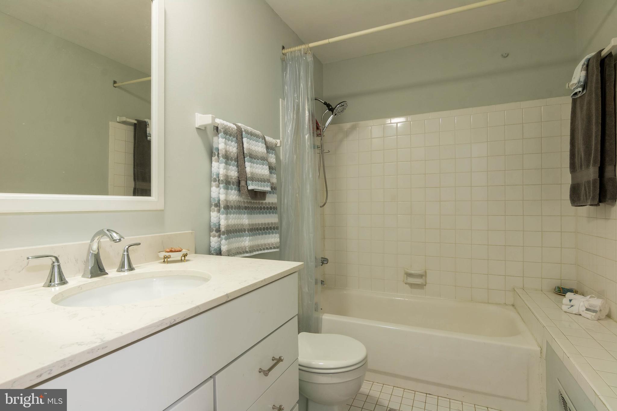 5305 Lightning View Road Columbia, MD 21045 - Photo 32 of 39 Gallery Image 32