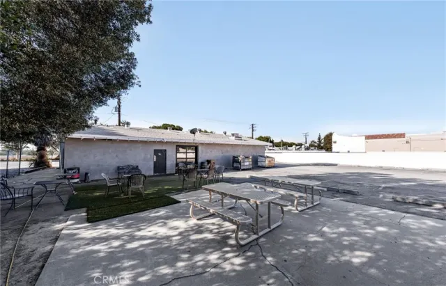 a view of a house with a outdoor space