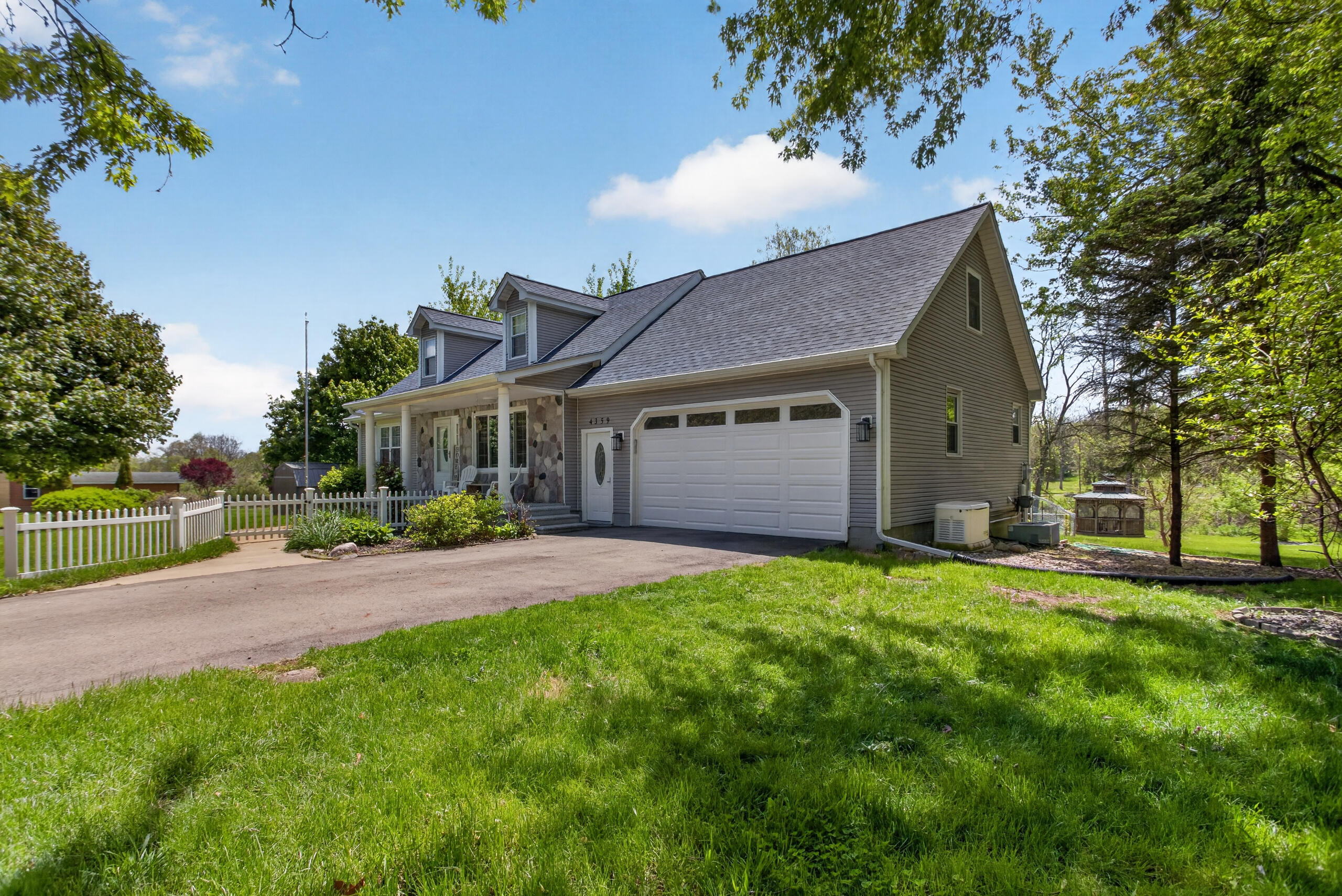 4359 Springbrook Lane Jackson, MI 49201 - Photo 3 of 75 IMG_4753