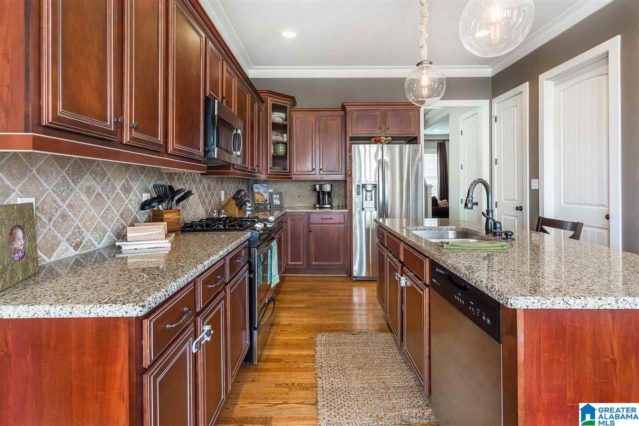 520 Lake Ridge Drive Bessemer, AL 35020 - Photo 15 of 37