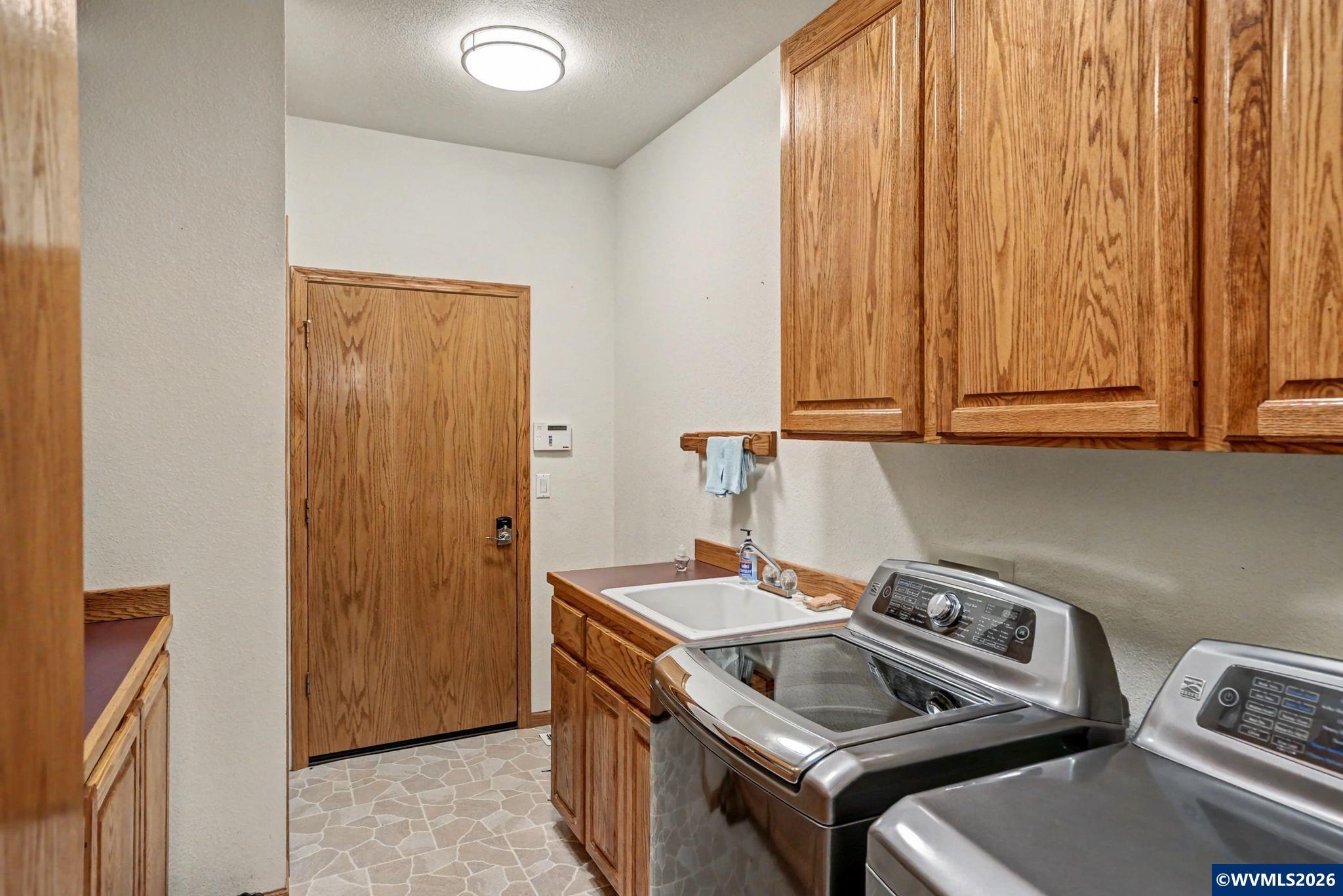3393 Northwest Summerhill Place Albany, OR 97321 - Photo 27 of 43