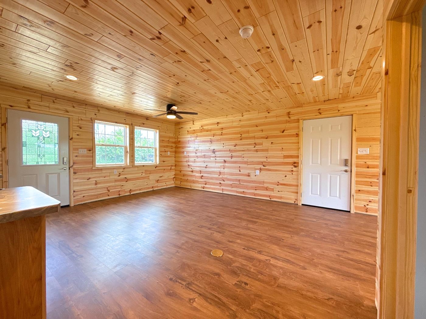 330 South River Drive Pound, WI 54161 - Photo 4 of 22