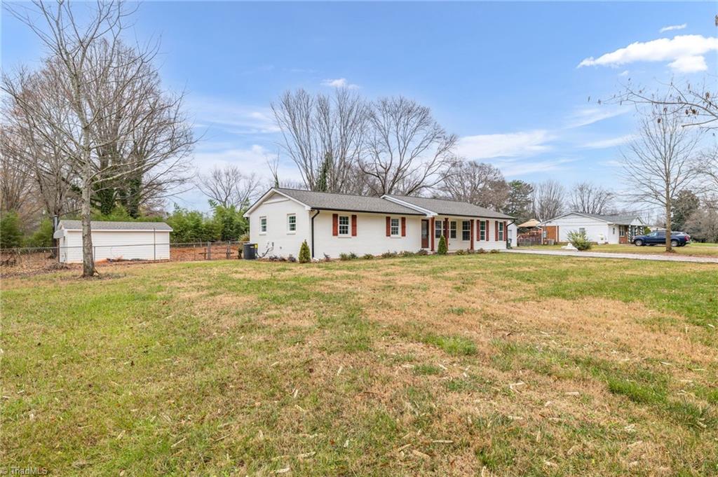 8006 Pate Drive Oak Ridge, NC 27310 - Photo 3 of 26