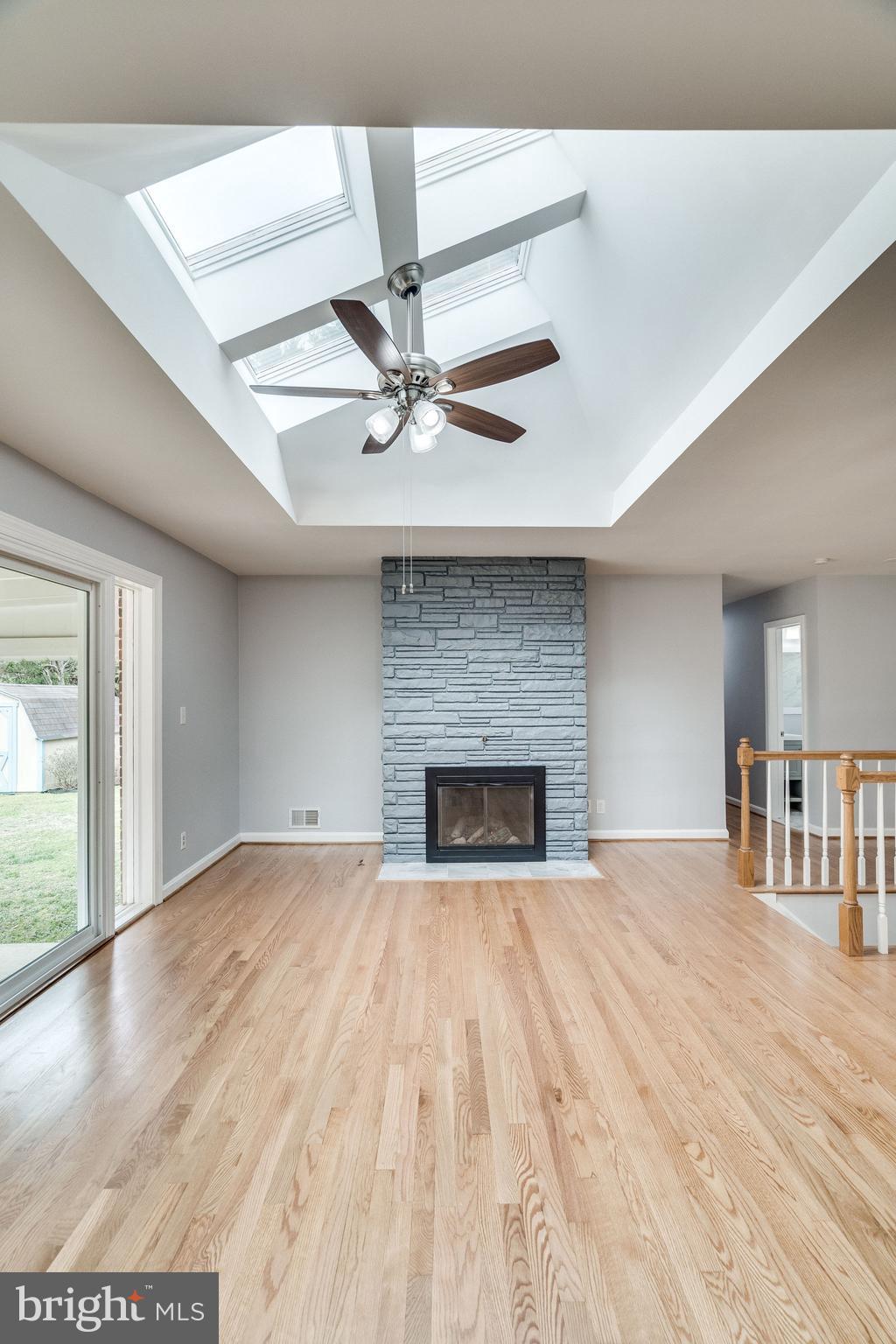 6506 Fort Hunt Road Alexandria, VA 22307 - Photo 11 of 42 Gallery Image 11