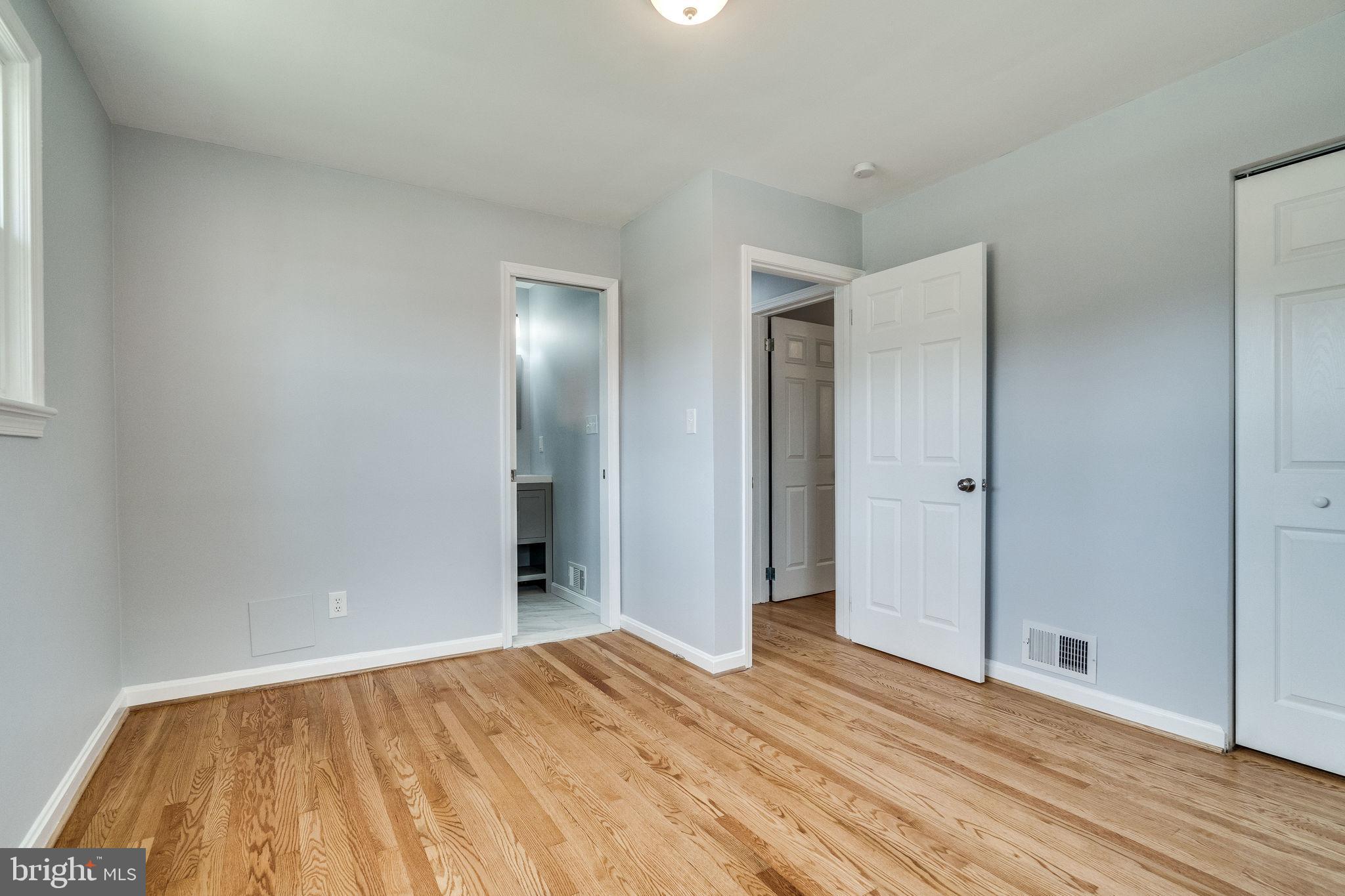 6506 Fort Hunt Road Alexandria, VA 22307 - Photo 15 of 42 Master Bedroom