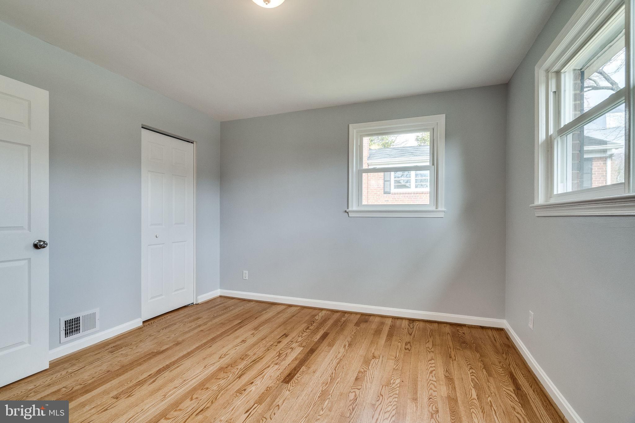 6506 Fort Hunt Road Alexandria, VA 22307 - Photo 16 of 42 Master Bedroom