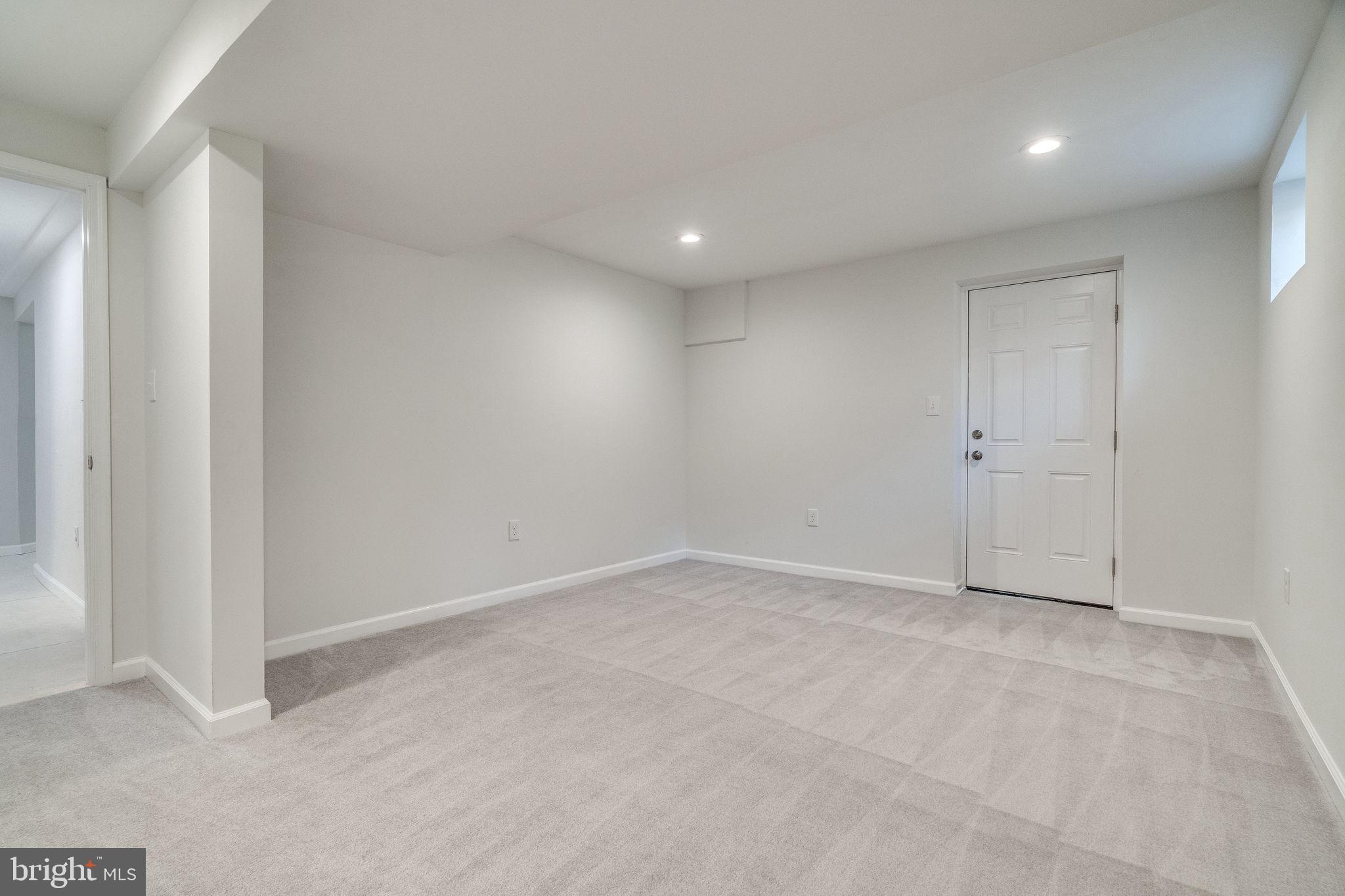 6506 Fort Hunt Road Alexandria, VA 22307 - Photo 31 of 42 Fourth Bedroom