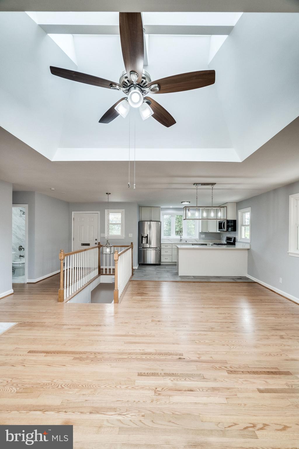 6506 Fort Hunt Road Alexandria, VA 22307 - Photo 10 of 42 Gallery Image 10