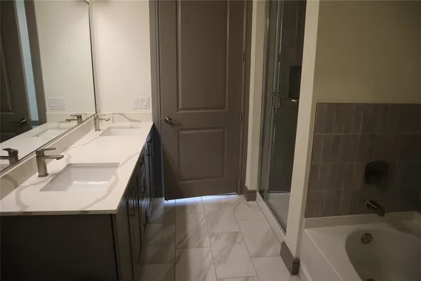 $2,300 | 2700 Old Denton Road, Unit 3314, Carrollton, TX 75007