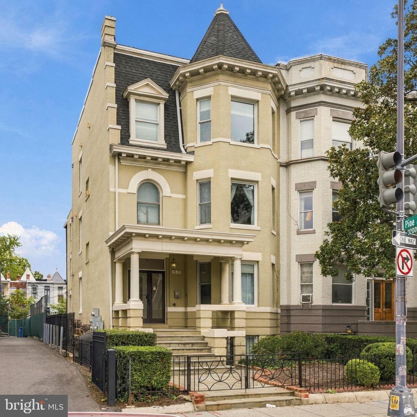 1531 Park Road Northwest, Unit 1 Washington, DC 20010 - Photo 2 of 27 Gallery Image 2