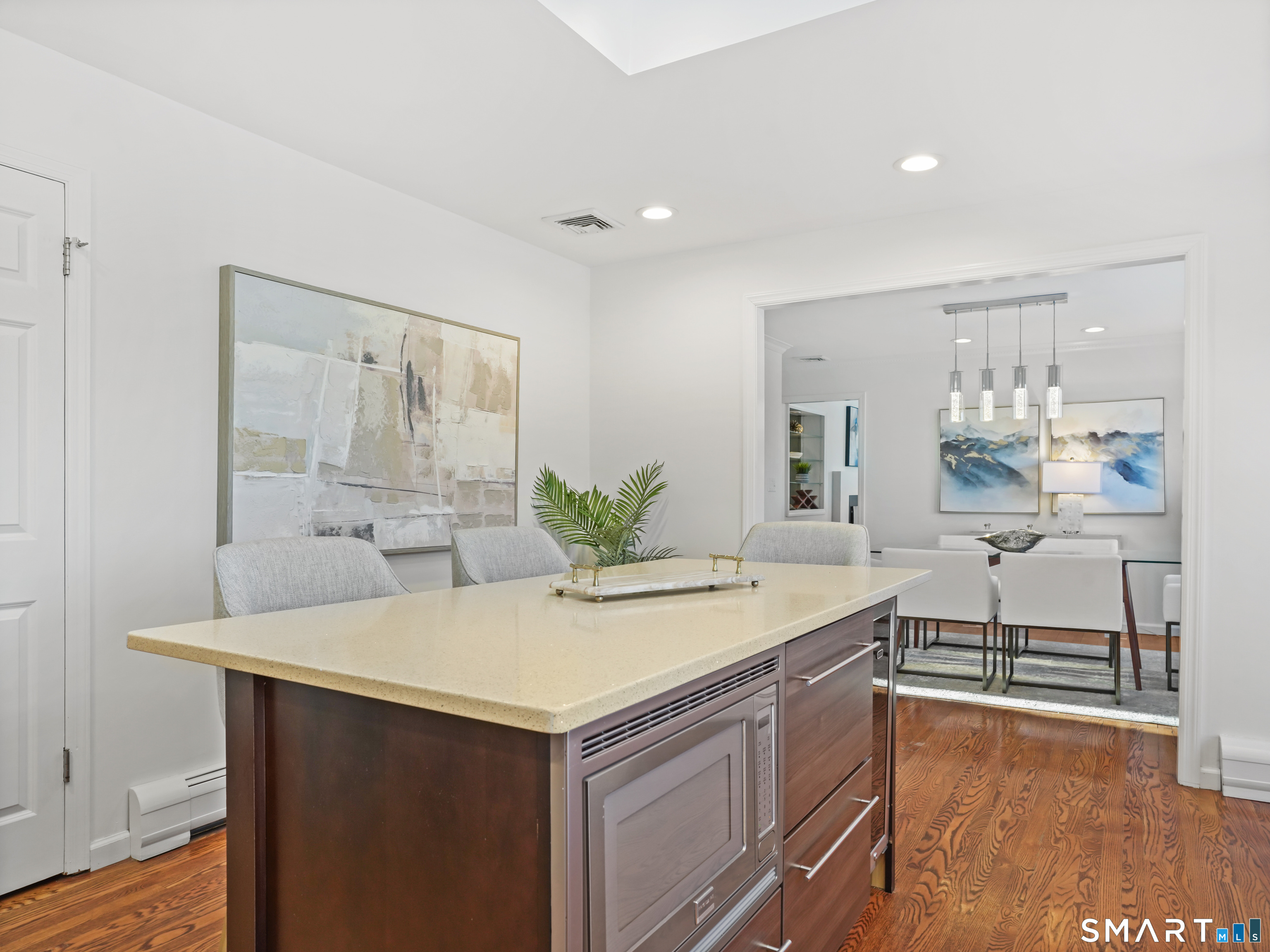 250 Lockwood Road Fairfield, CT 06825 - Photo 10 of 30