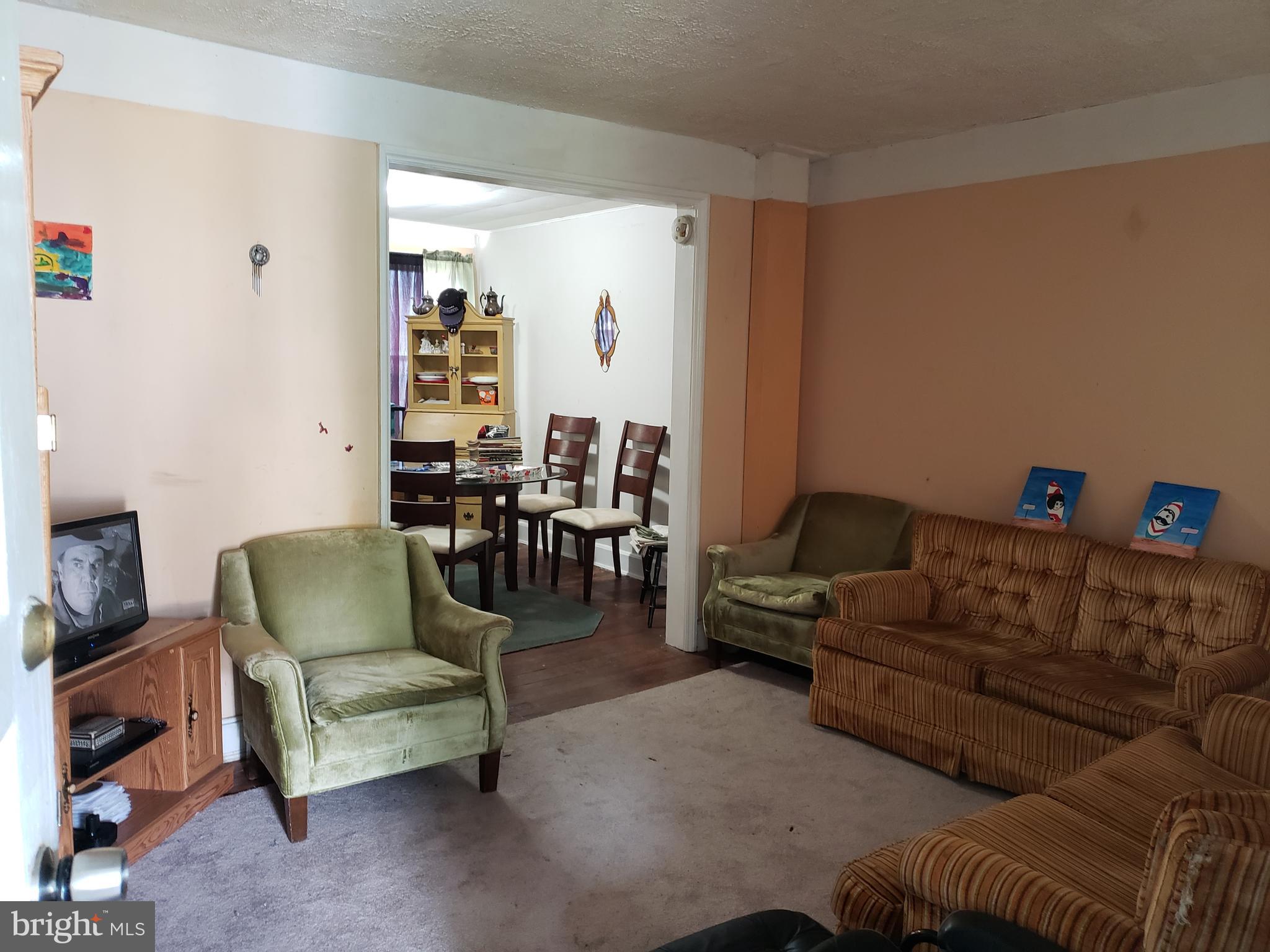 16 Broadship Road Baltimore, MD 21222 - Photo 3 of 9
