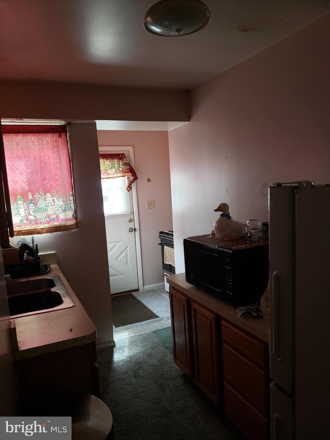 16 Broadship Road Baltimore, MD 21222 - Photo 5 of 9