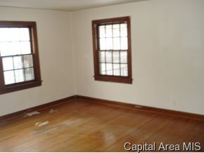 2217 South 11th Street Springfield, IL 62703 - Photo 3 of 12