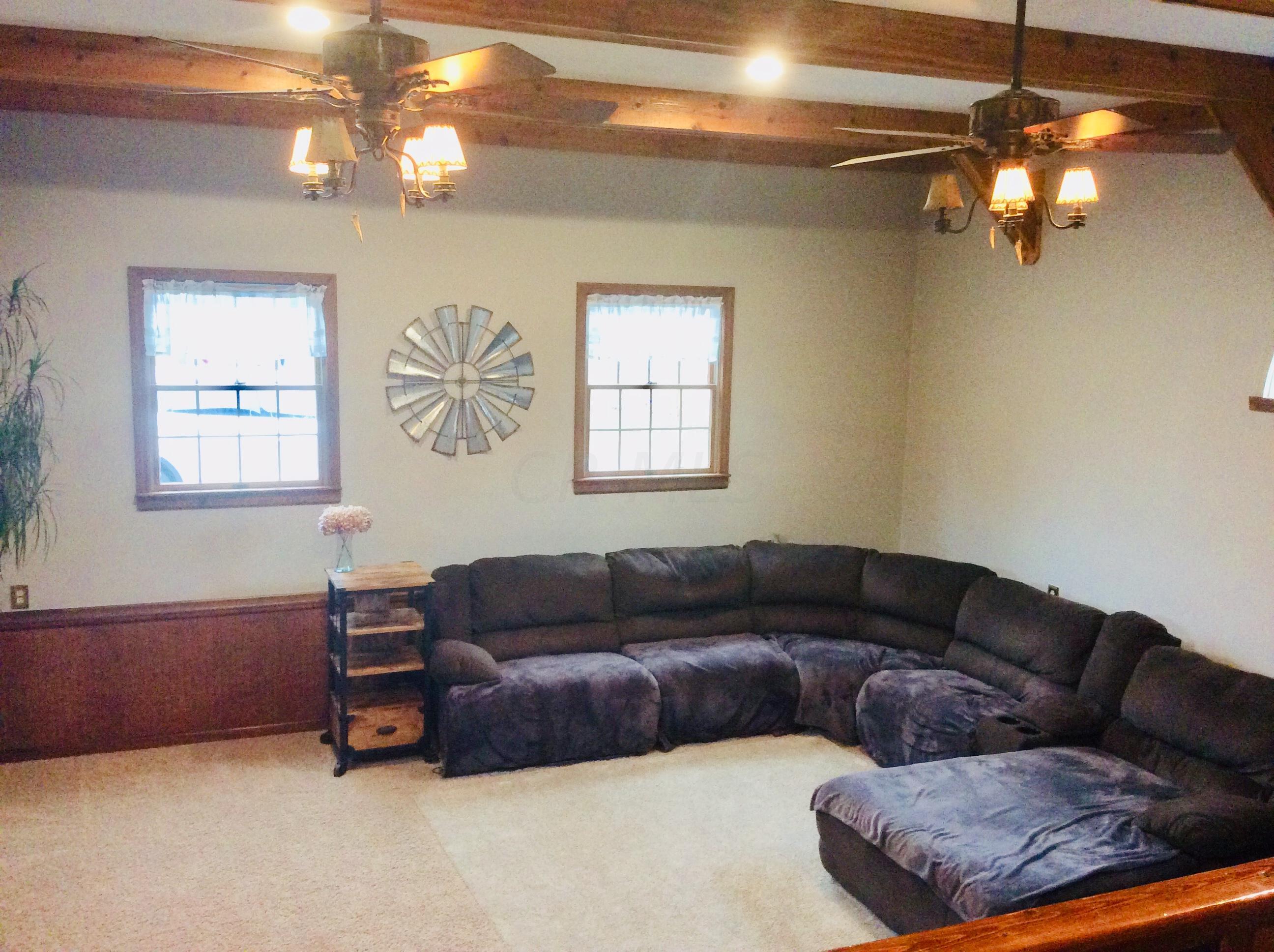 17300 Little Walnut Road Circleville, OH 43113 - Photo 10 of 37 F752B9C0-409A-4406-91BE-B6D66DBB89D6