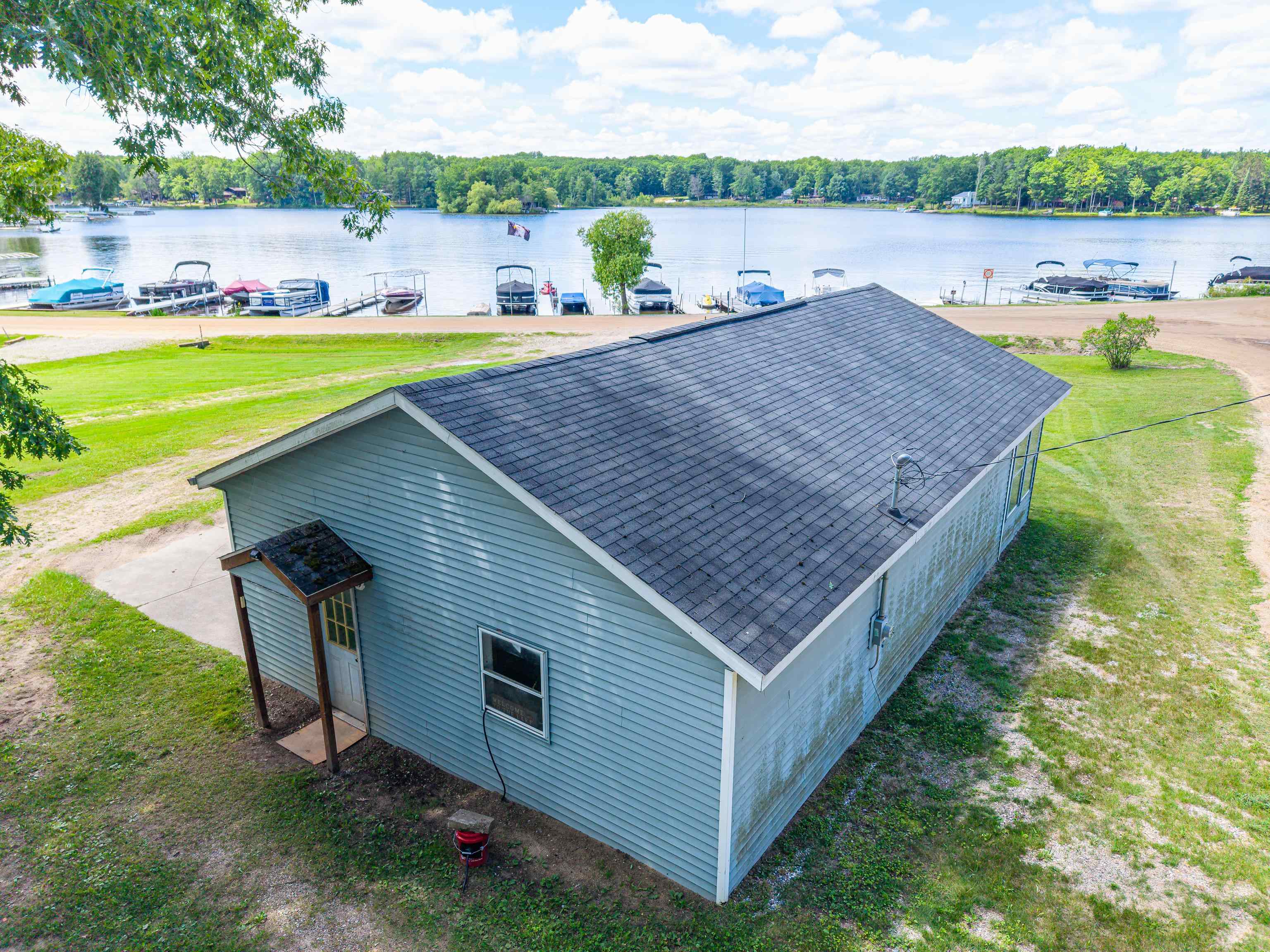 1276 East Long Lake Road Harrison, MI 48625 - Photo 5 of 43