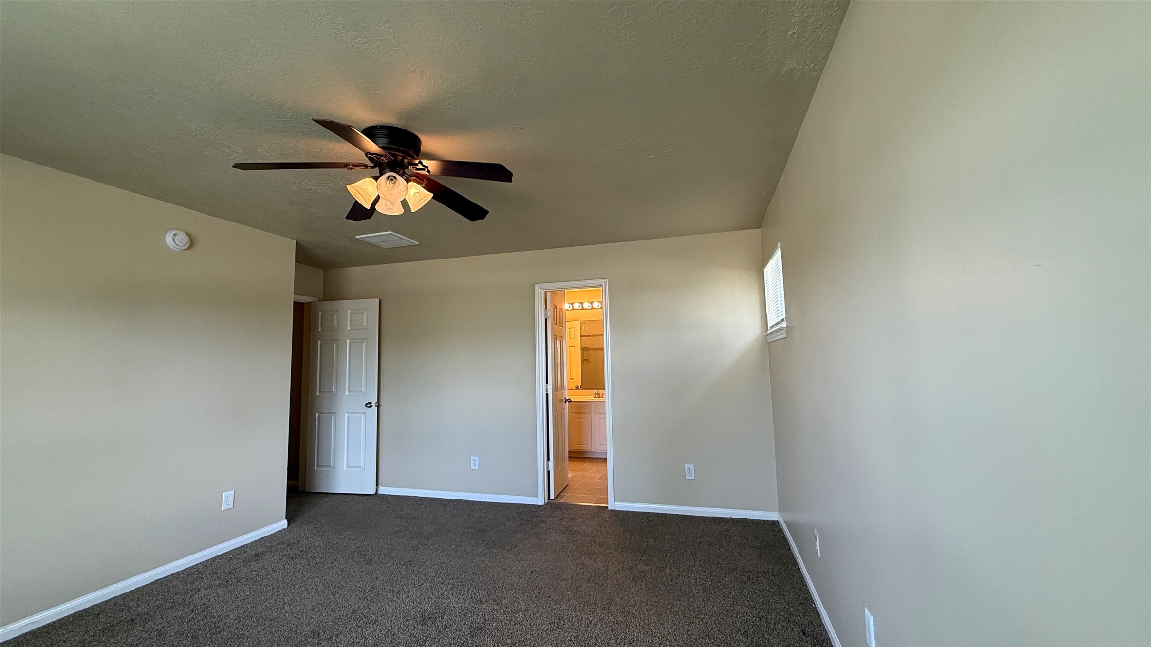 5127 Prosperity Circle Houston, TX 77018 - Photo 20 of 27