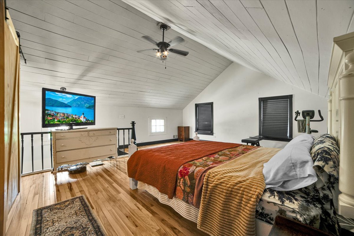 26 East Van Buren Street Oswego, IL 60543 - Photo 19 of 30