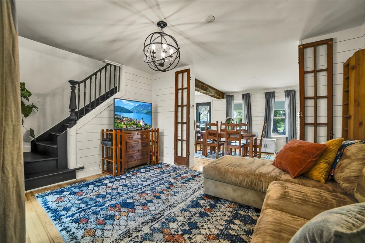 26 East Van Buren Street Oswego, IL 60543 - Photo 8 of 30