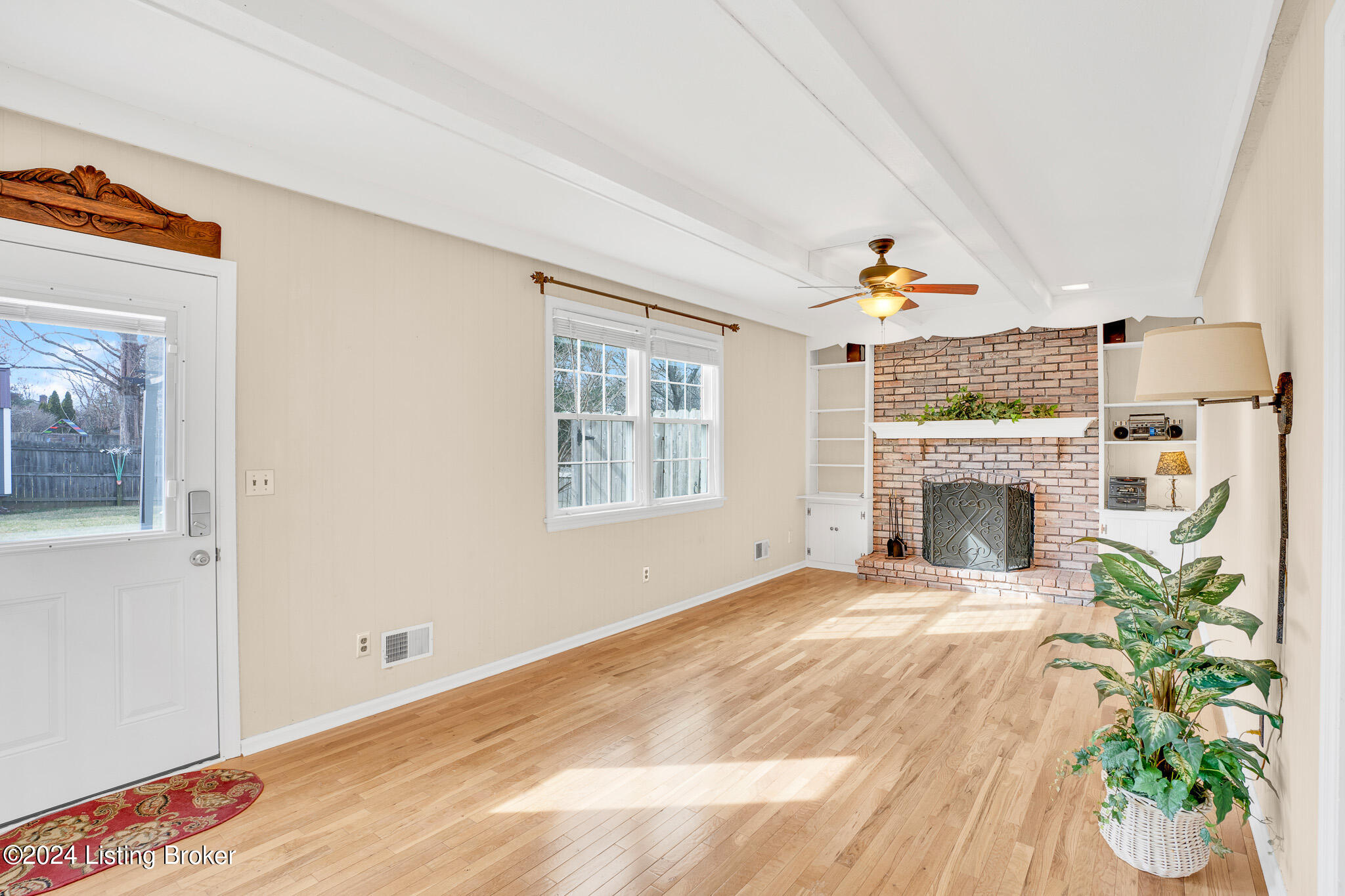 7210 Edcoe Road Louisville, KY 40228 - Photo 19 of 61 DSC03010