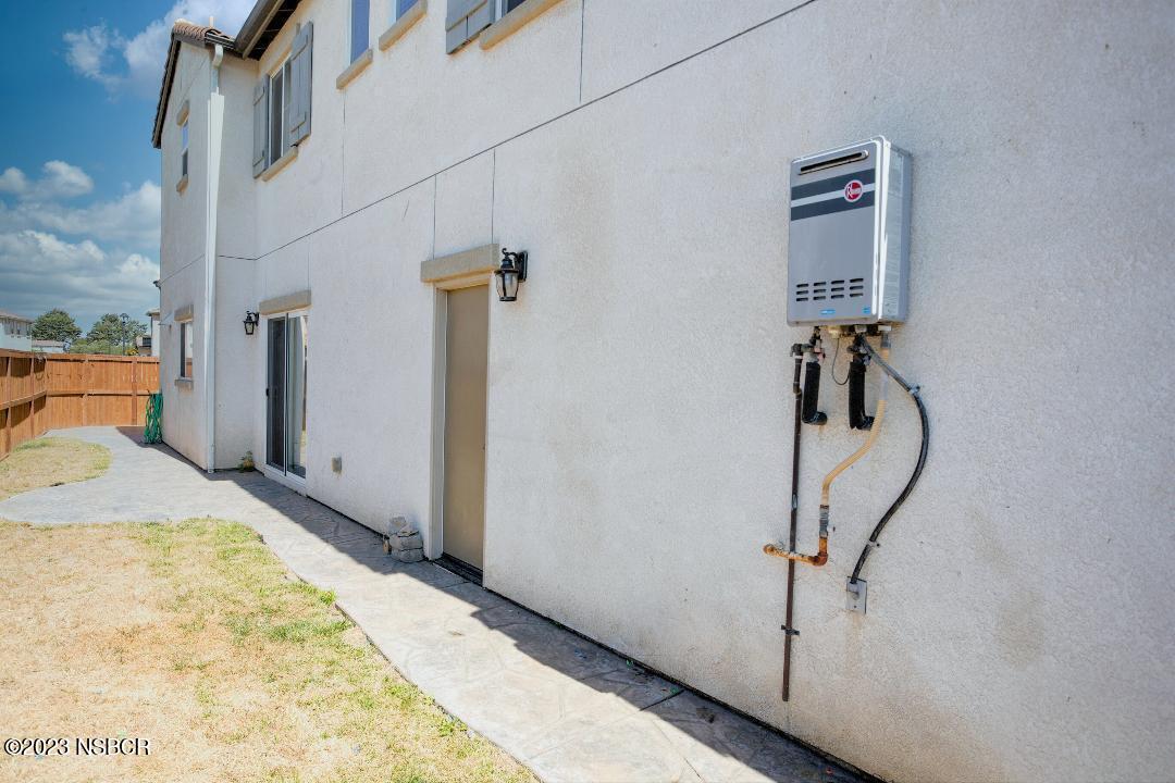 1240 Meridian Way Lompoc, CA 93436 - Photo 34 of 39 31