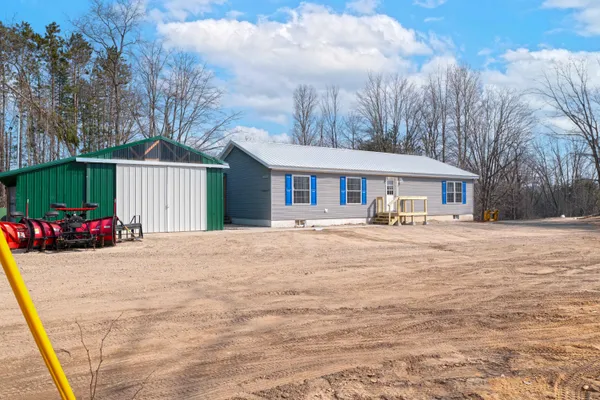 $325,000 | 10920 Cassidy Drive, Cadillac, MI 49601