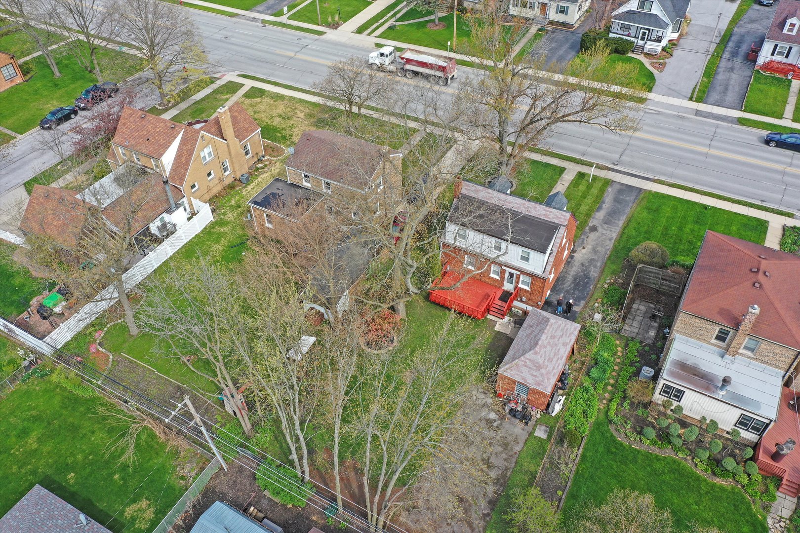 1643 183rd Street Homewood, IL 60430 - Photo 38 of 44 an aerial view of a house with a yard