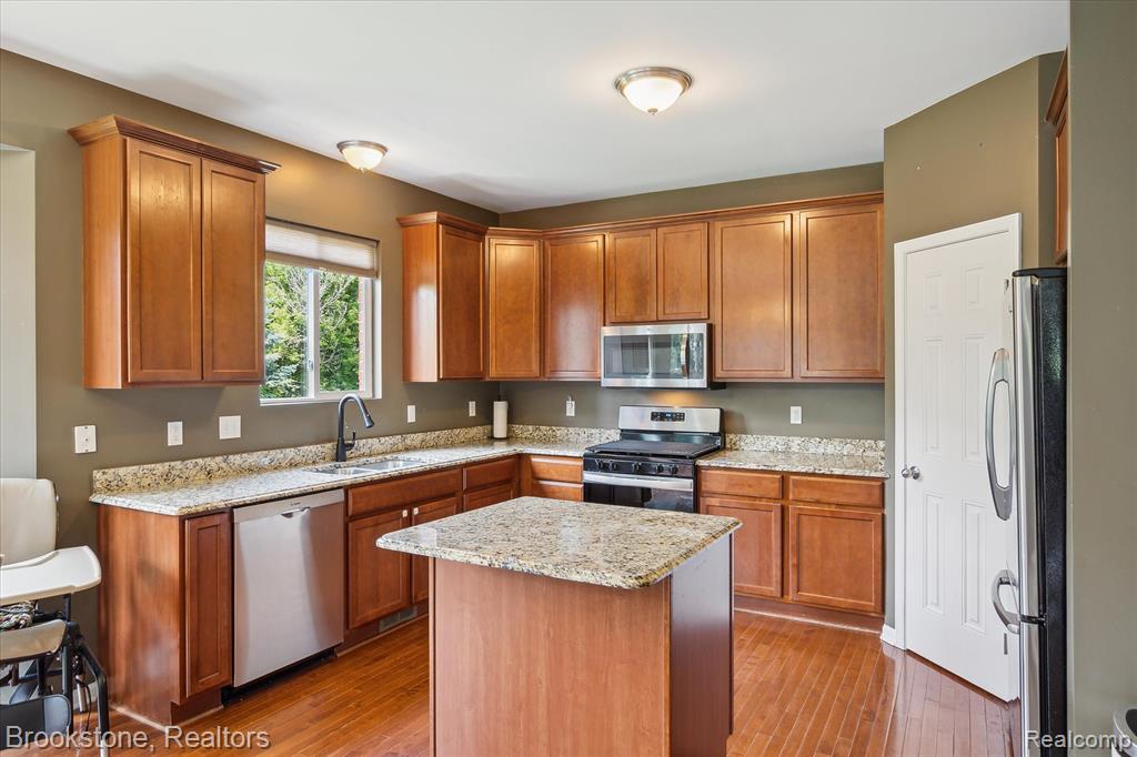 660 Park Lane Road Chelsea, MI 48118 - Photo 12 of 40