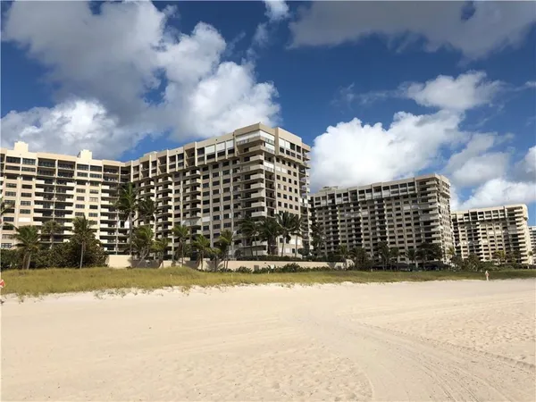 $4,800 | 5100 North Ocean Boulevard, Unit 313, Lauderdale-by-the-Sea, FL 33308