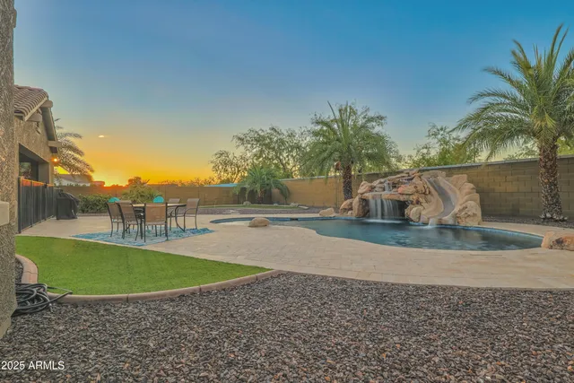$879,000 | 3132 East Athena Court, Gilbert, AZ 85297
